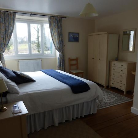 L'Hirondelle Chambres D'Hotes Saint-Mathieu 外观 照片
